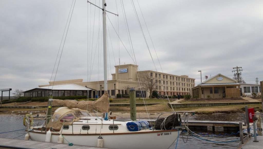 BridgePointe Hotel&Marina New Bern Buitenkant foto
