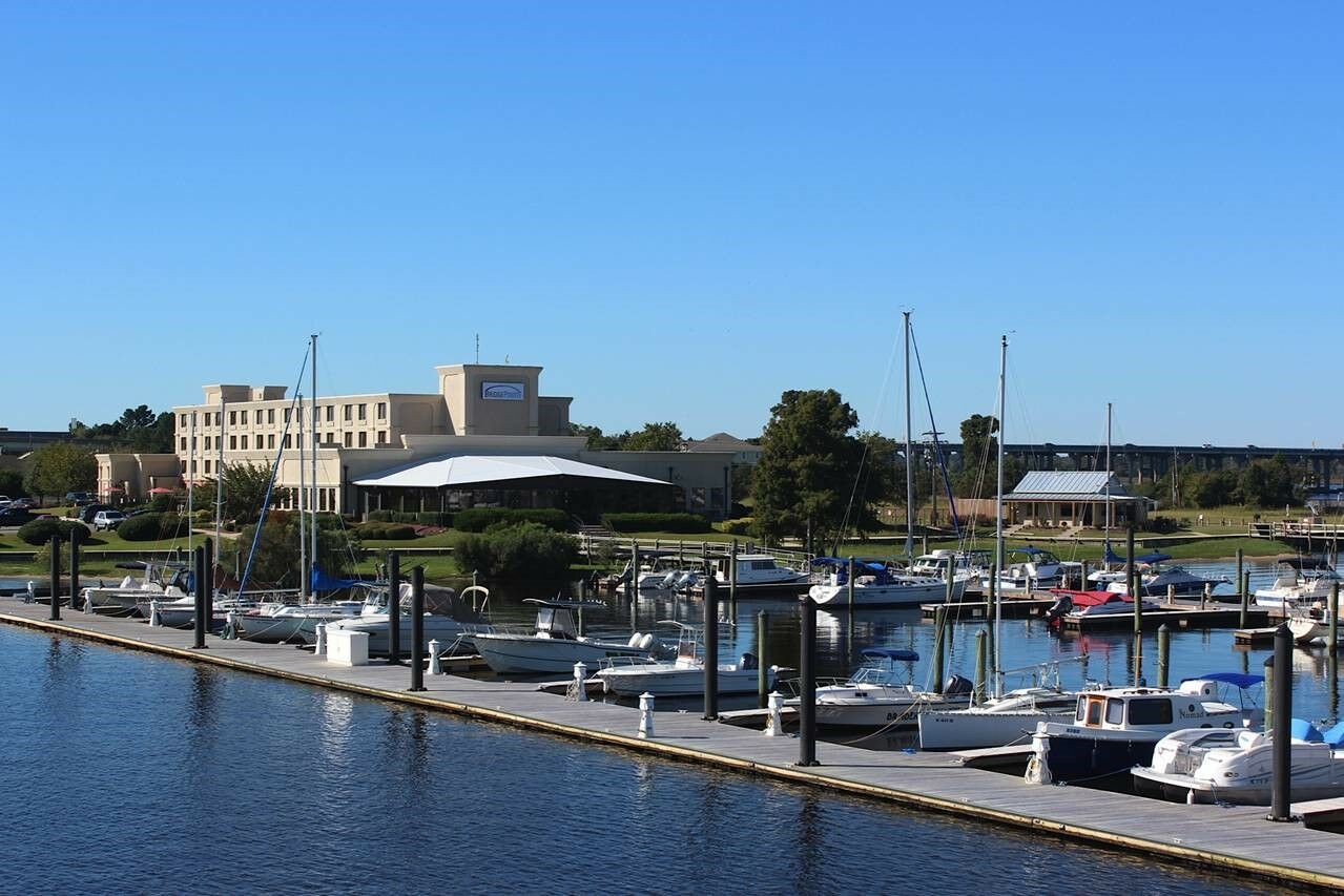 BridgePointe Hotel&Marina New Bern Buitenkant foto